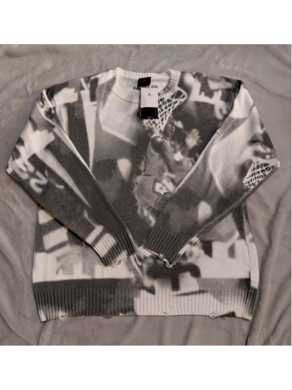 Air Jordan Print Nike Sweater Knit Mens Gray Loose Fit Distressed Size XL NWT - Picture 3 of 13